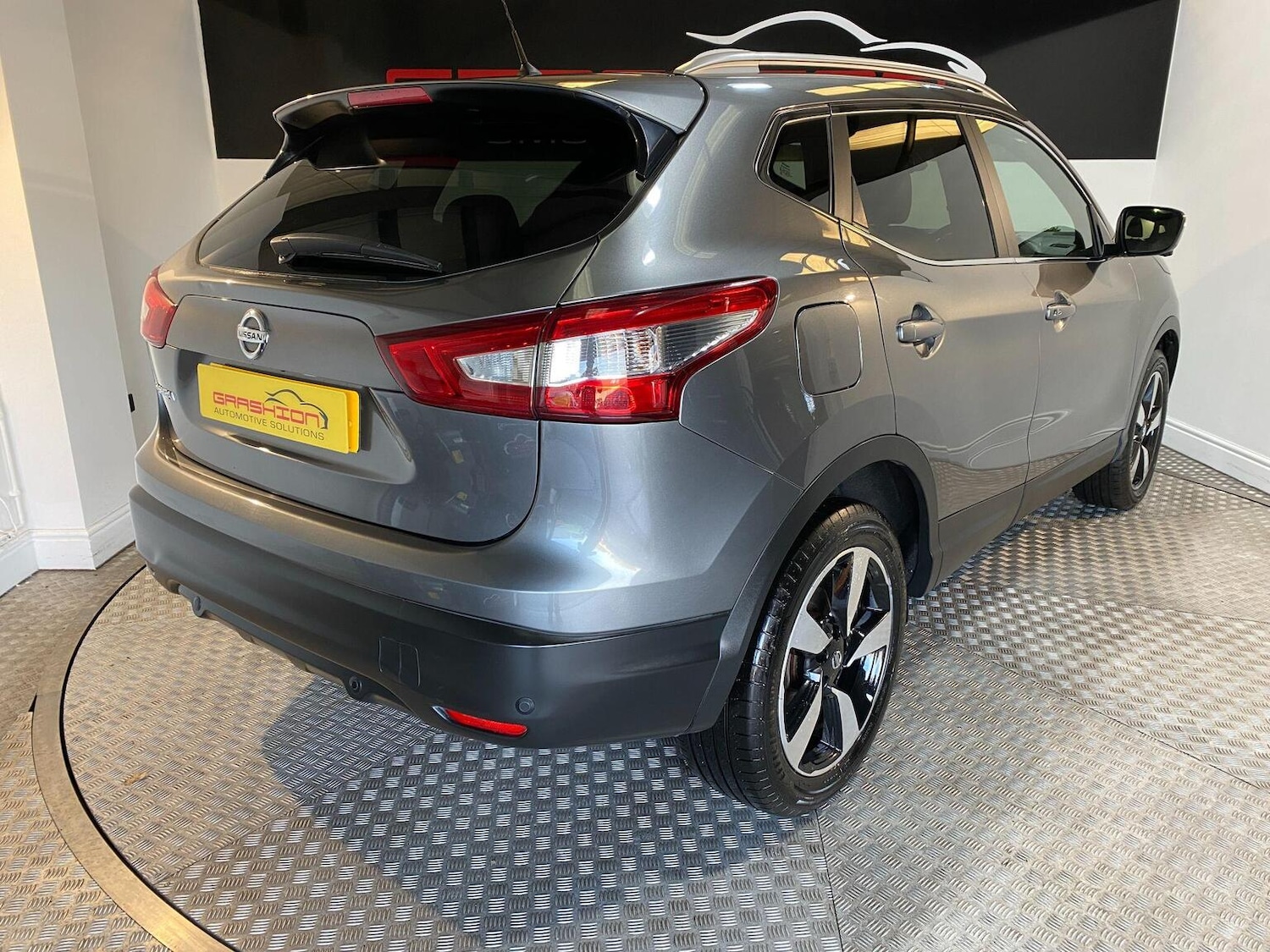 Used Nissan Qashqai 2017 for sale - 77445559: Photo 5