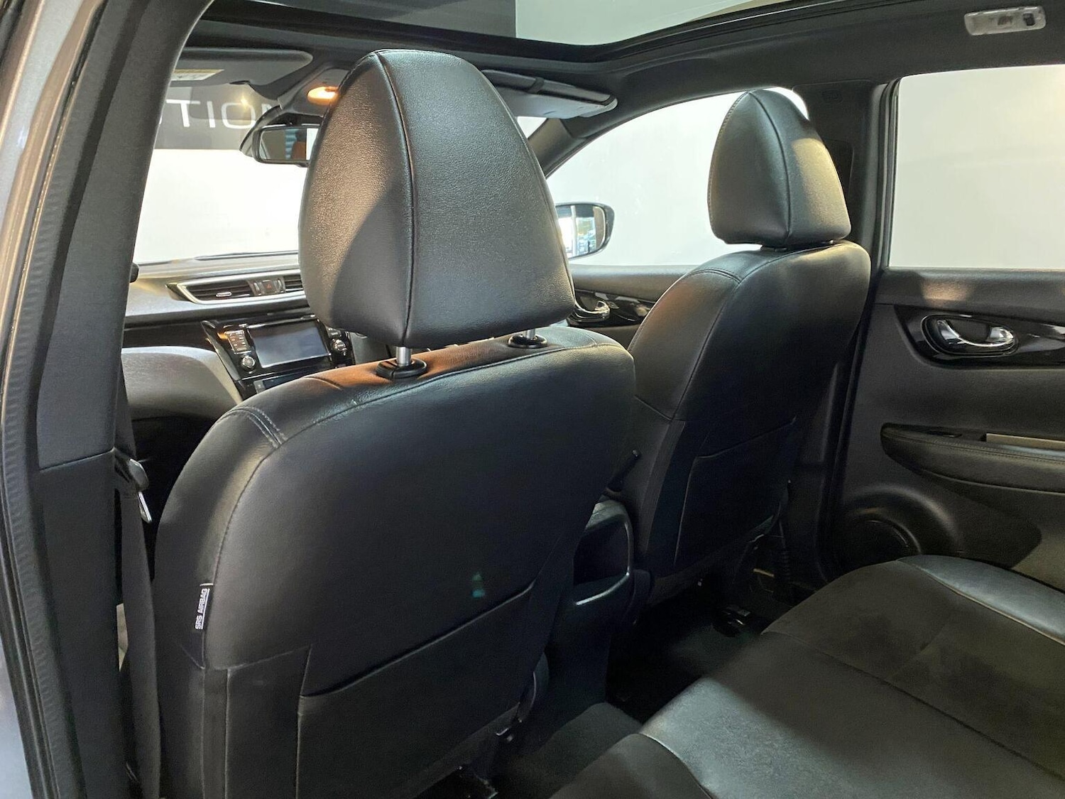 Used Nissan Qashqai 2017 for sale - 77445559: Photo 55