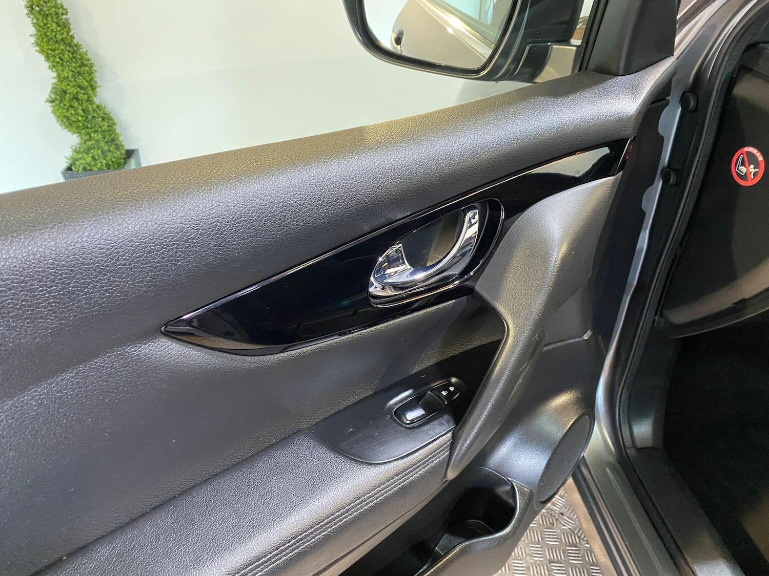 Used Nissan Qashqai 2017 for sale - 77445559: Photo 58