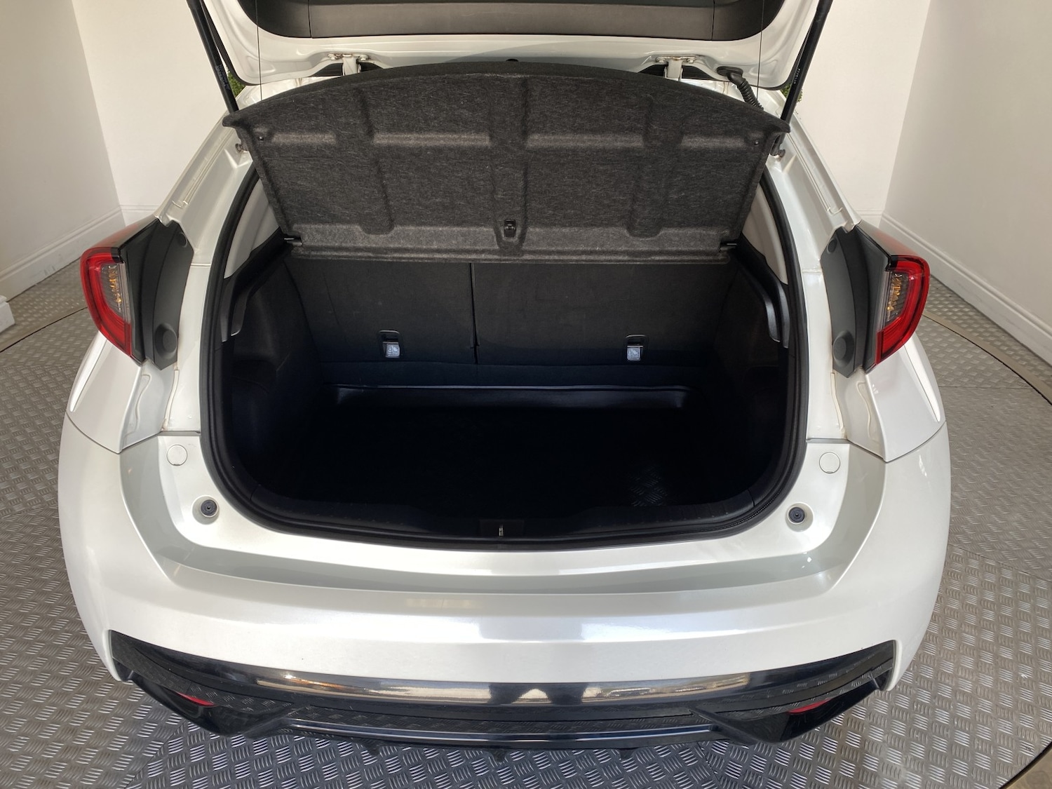 Used Honda Civic 2015 for sale - 78168741: Photo 12