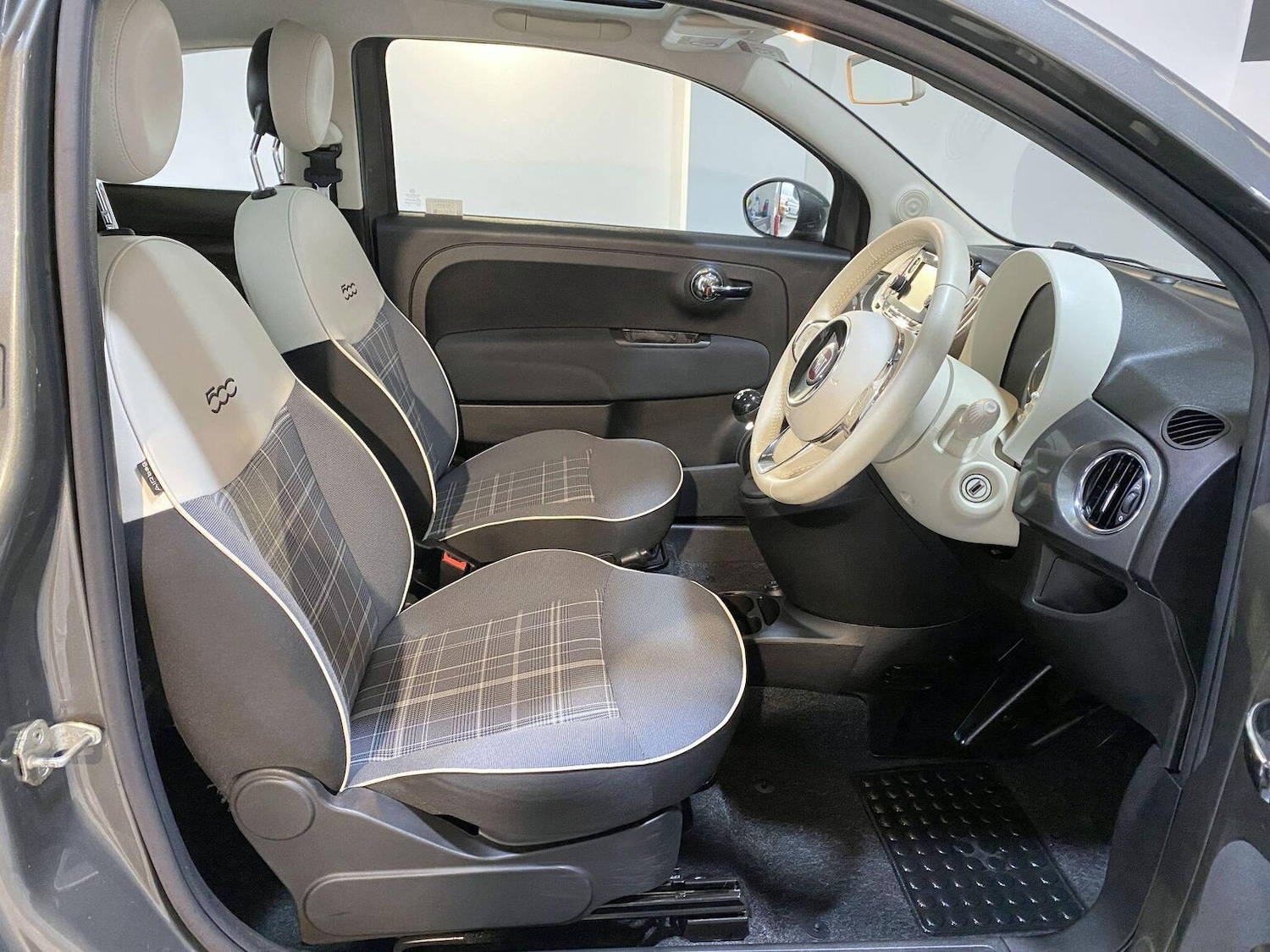 Used Fiat 500 2018 for sale - 77445566: Photo 11