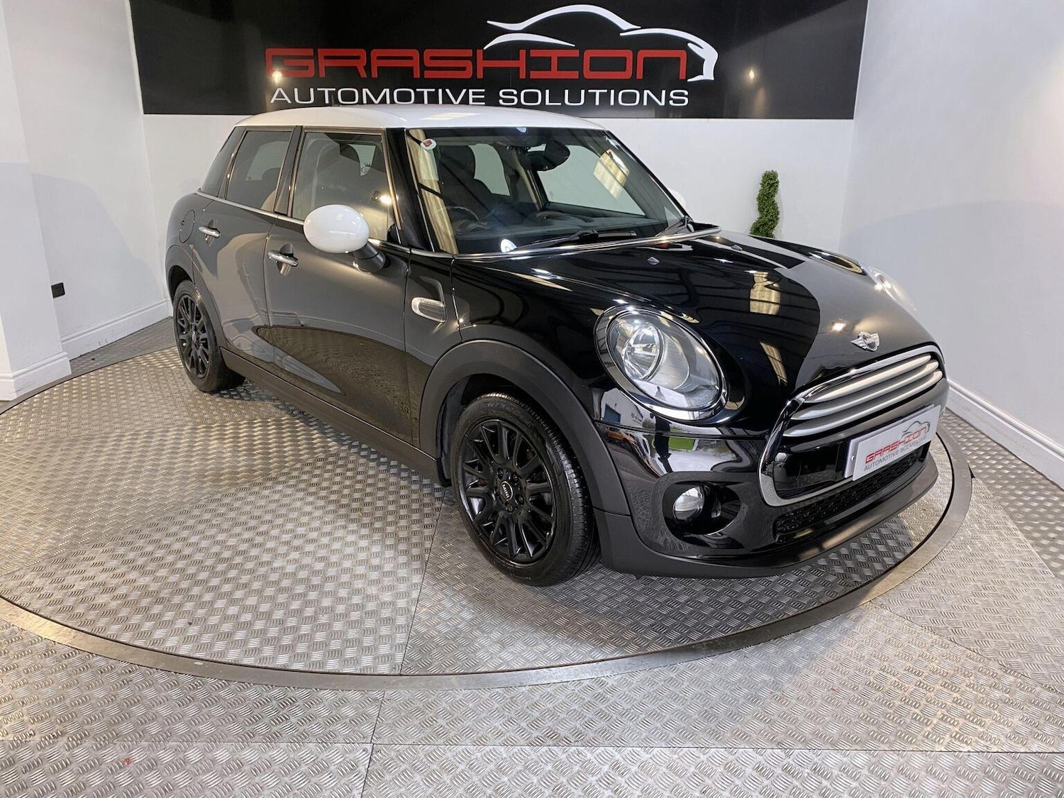 Used MINI Hatch 2015 for sale - 77701080: Photo 24