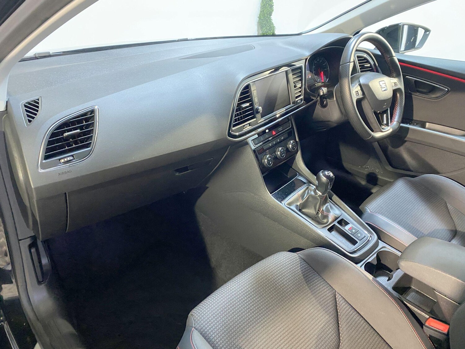 Used SEAT Leon 2019 for sale - 77548216: Photo 12