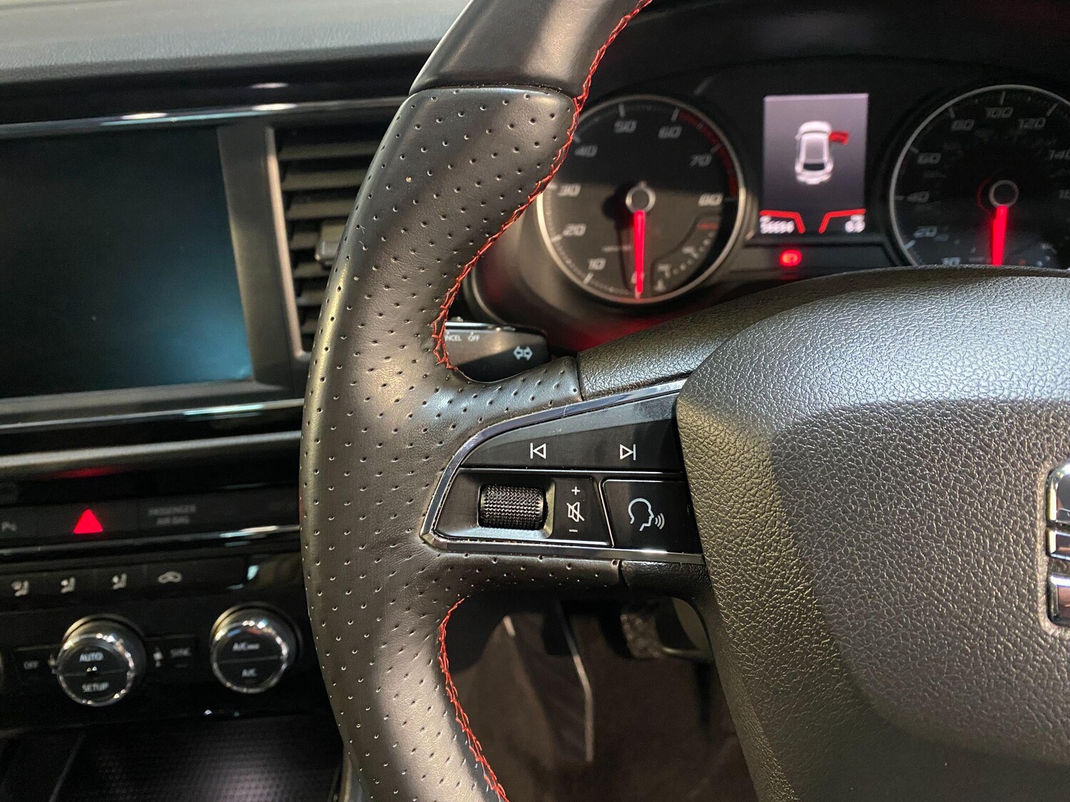 Used SEAT Leon 2019 for sale - 77548216: Photo 29