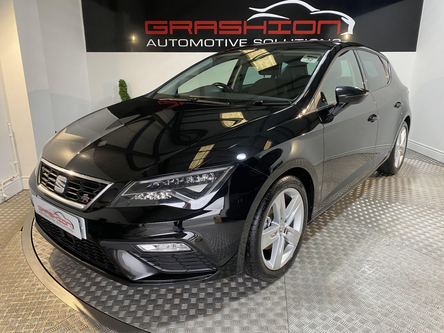 Used SEAT Leon 2019 for sale - 77548216: Photo 3