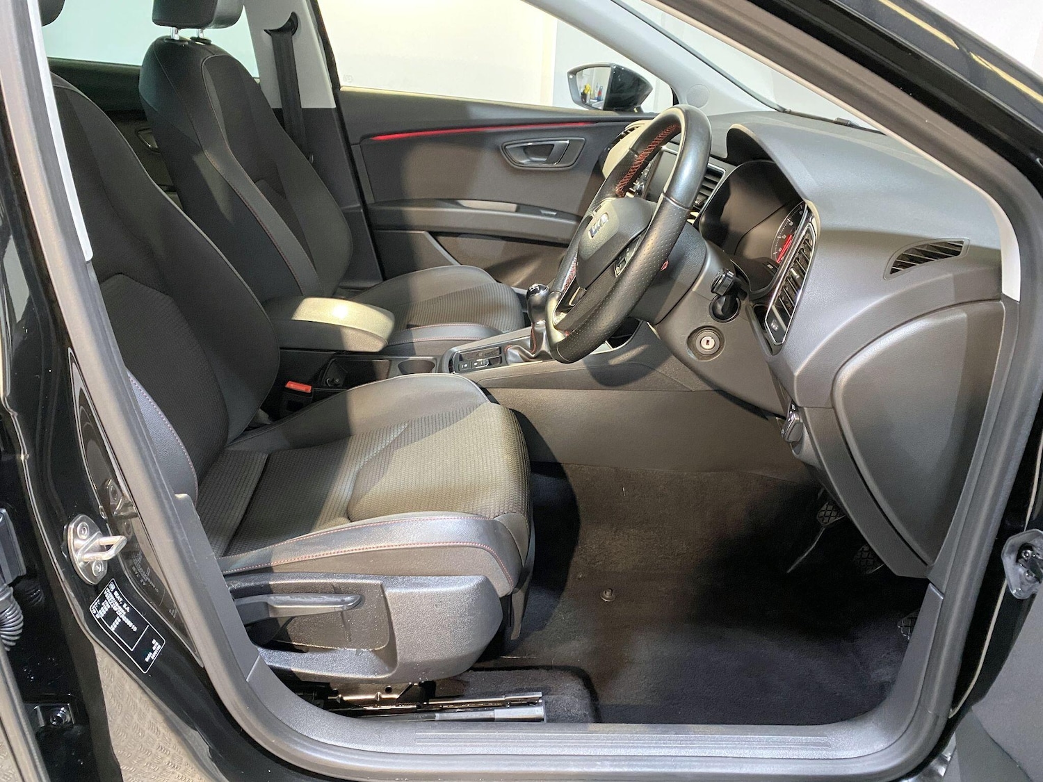 Used SEAT Leon 2019 for sale - 77548216: Photo 50