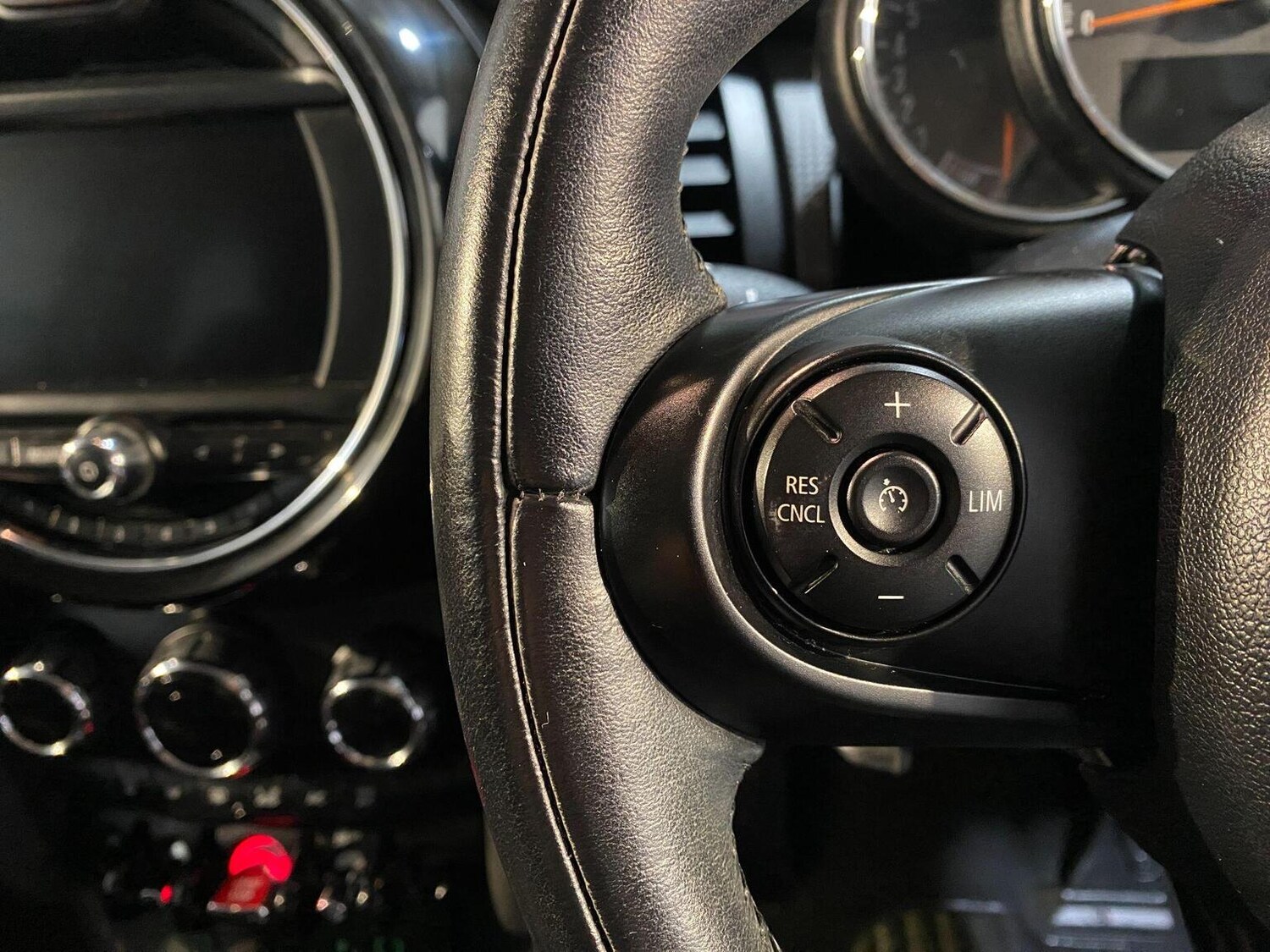 Used MINI Hatch 2015 for sale - 77445546: Photo 29