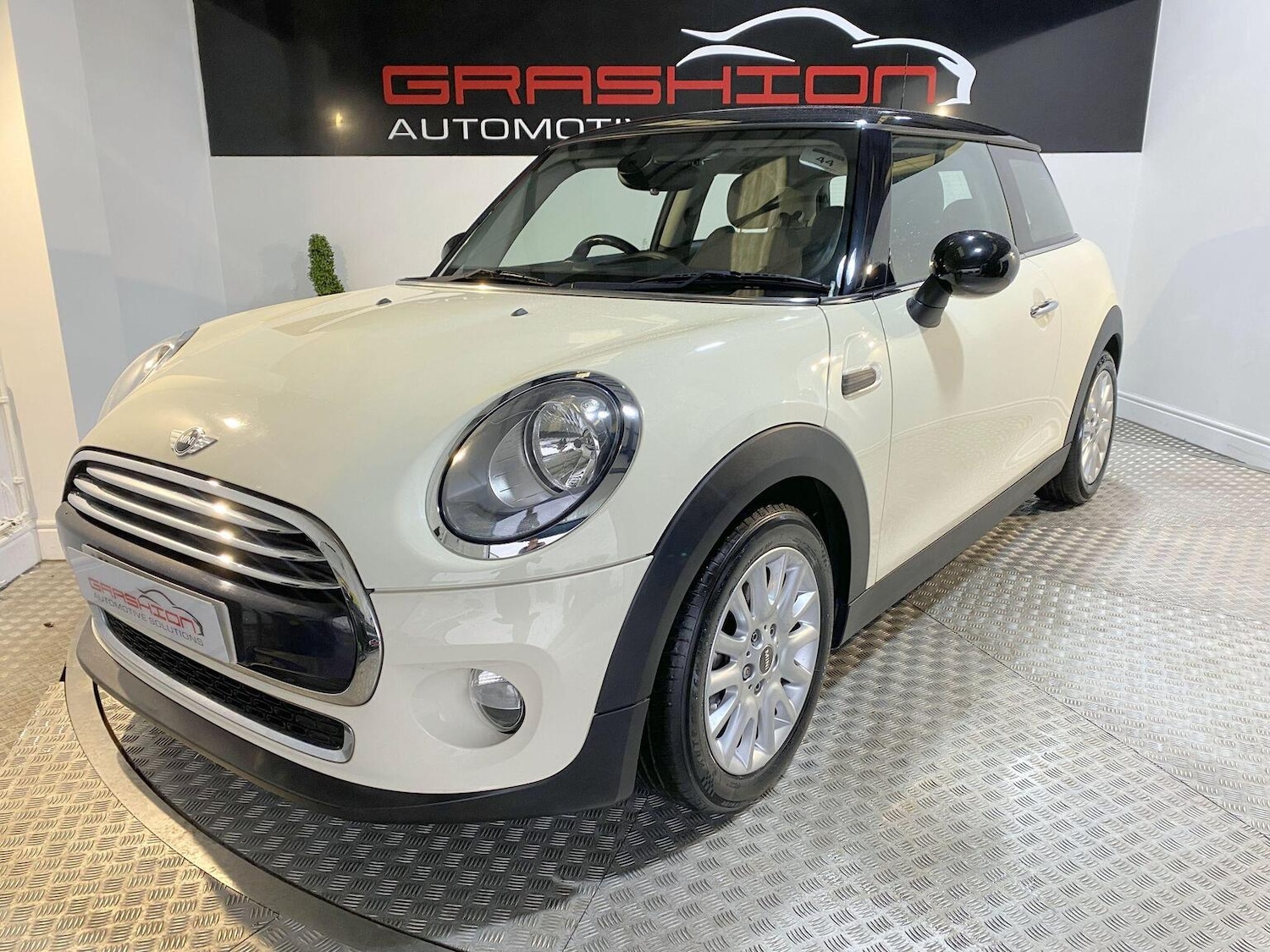 Used MINI Hatch 2015 for sale - 77445546: Photo 3