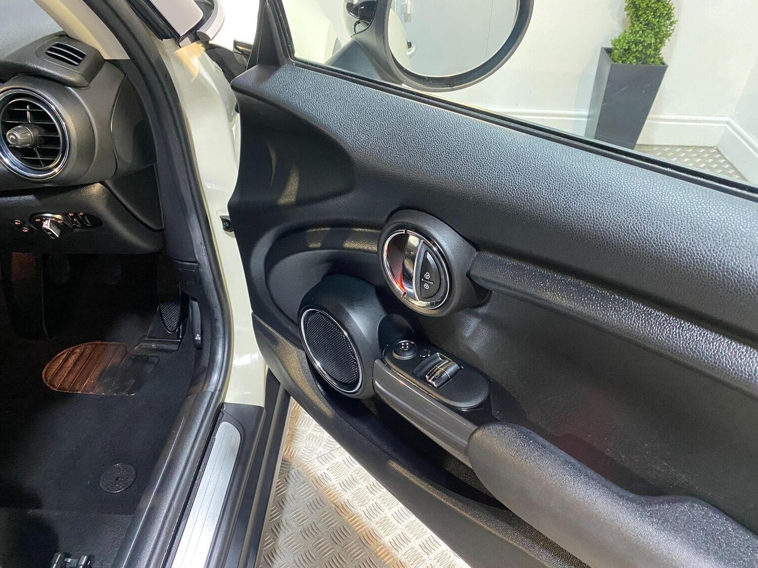 Used MINI Hatch 2015 for sale - 77445546: Photo 45