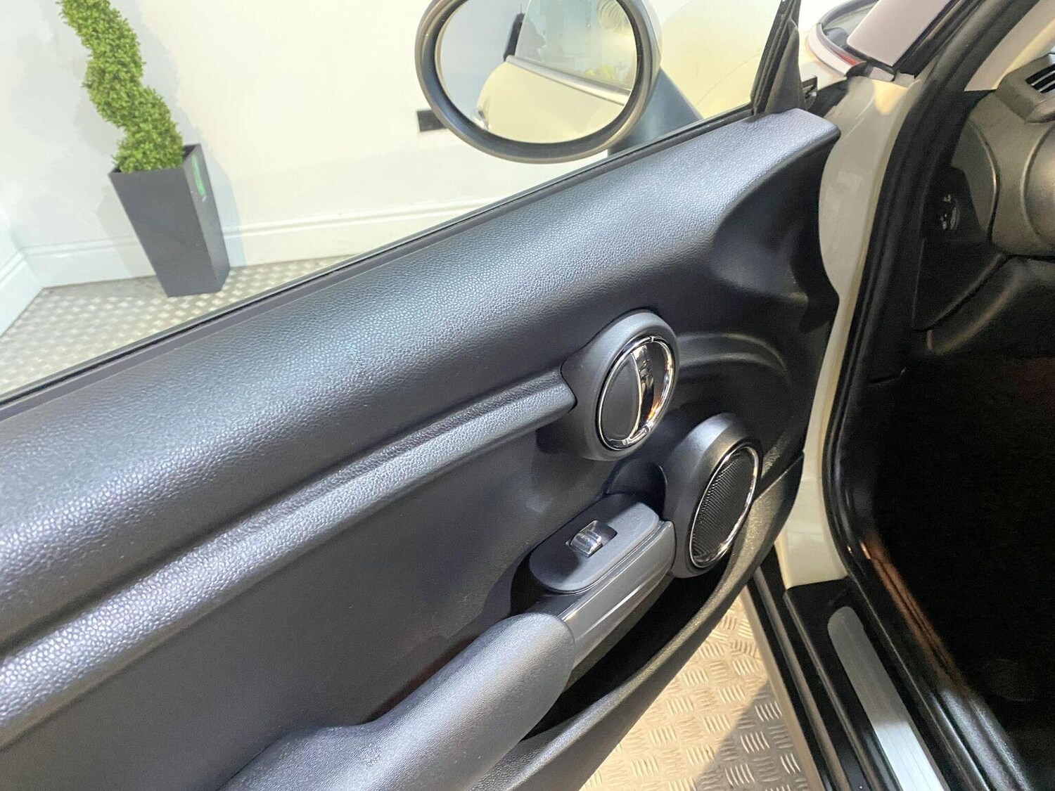 Used MINI Hatch 2015 for sale - 77445546: Photo 46