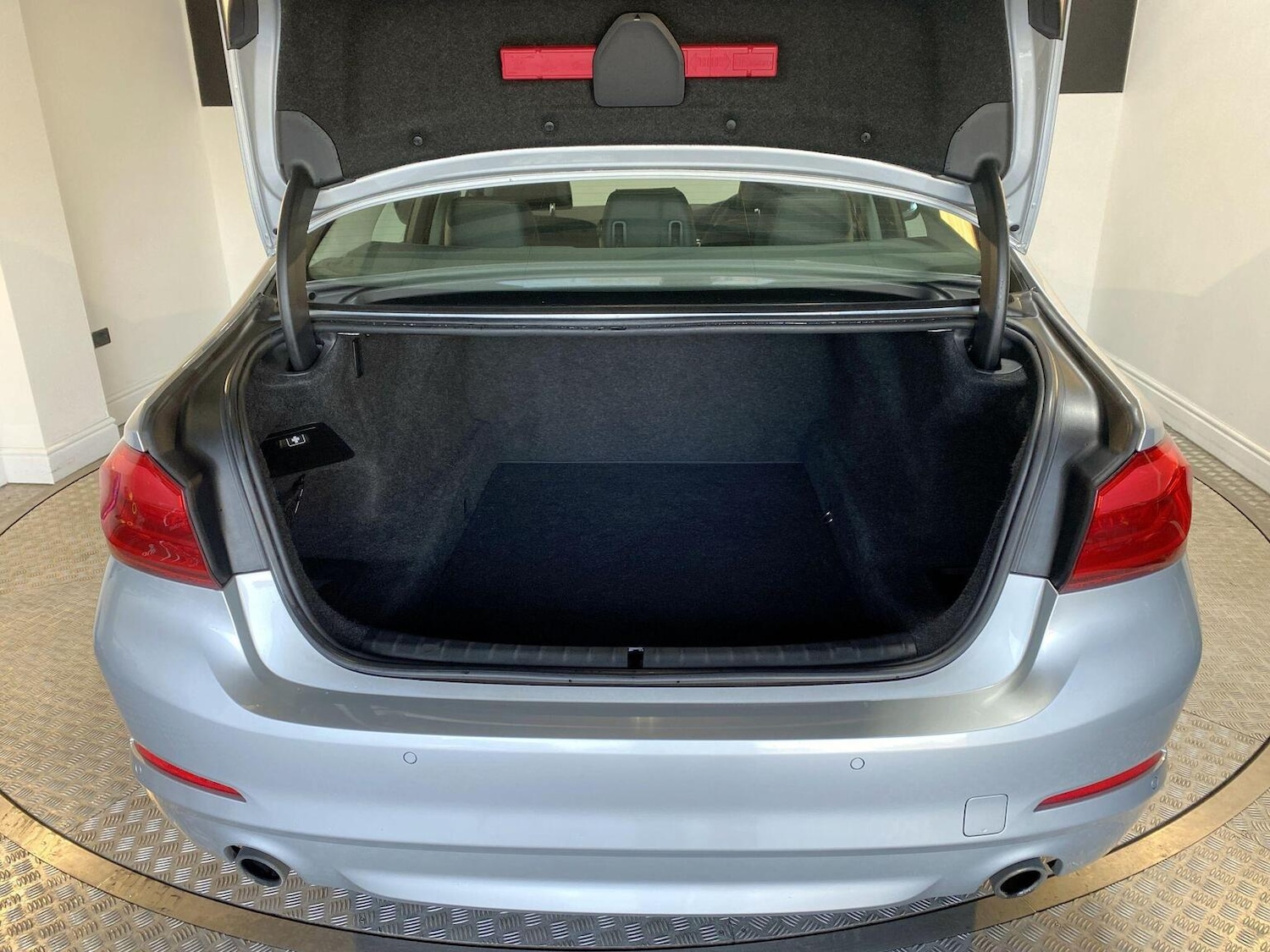 Used BMW 5 Series 2017 for sale - 77445553: Photo 18