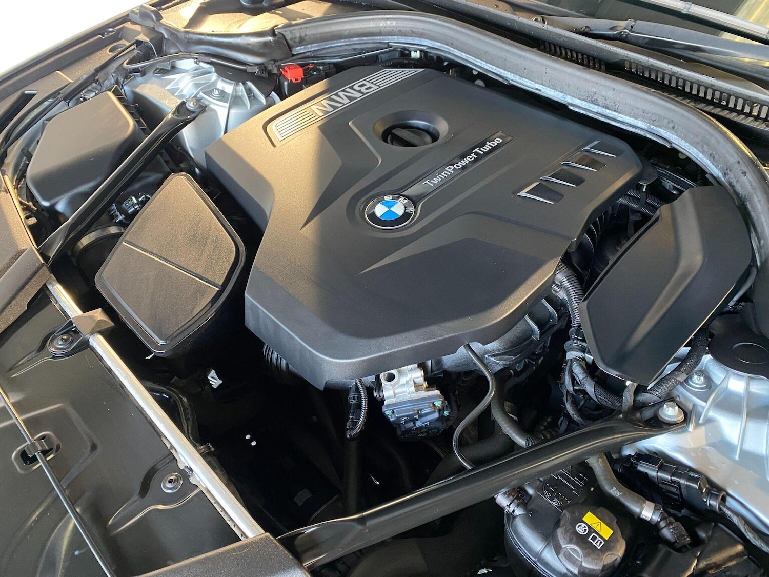 Used BMW 5 Series 2017 for sale - 77445553: Photo 27