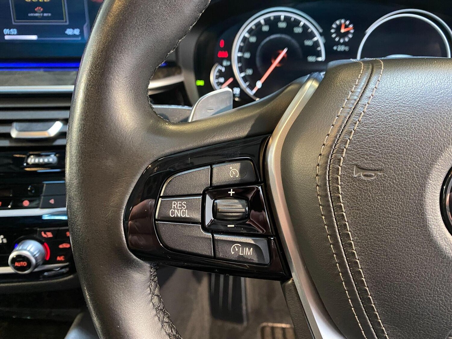 Used BMW 5 Series 2017 for sale - 77445553: Photo 65