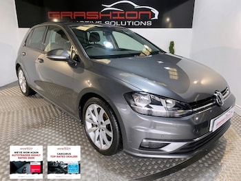 Used Volkswagen Golf 2017 for sale - 77632446: Photo