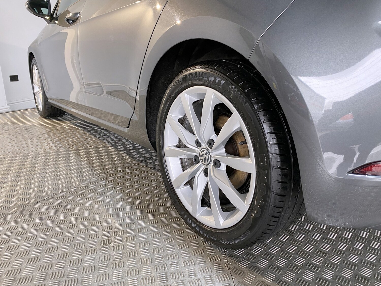 Used Volkswagen Golf 2017 for sale - 77632446: Photo 31