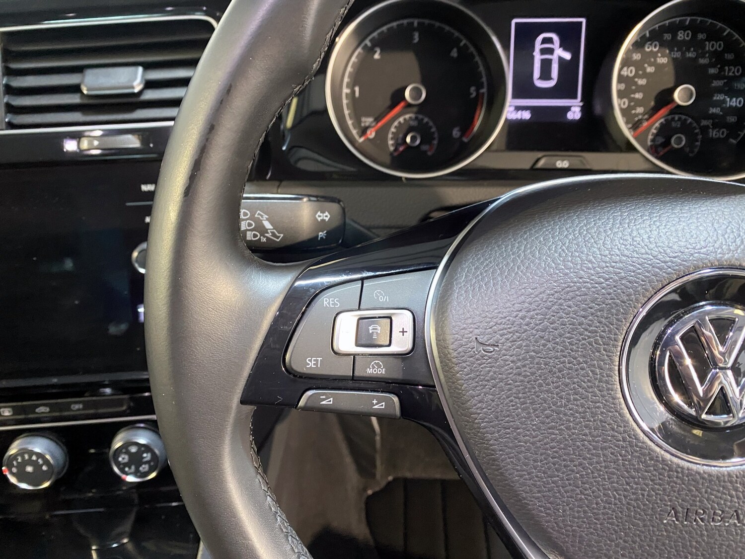 Used Volkswagen Golf 2017 for sale - 77632446: Photo 44