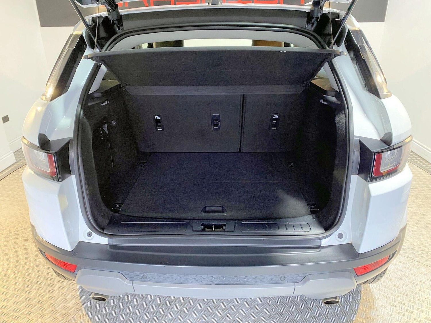 Used Land Rover Range Rover Evoque 2017 for sale - 77445551: Photo 18