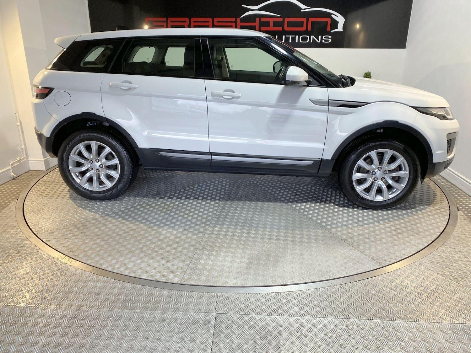 Used Land Rover Range Rover Evoque 2017 for sale - 77445551: Photo 20