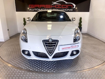 Used Alfa Romeo Giulietta 2014 for sale - 75608307: Photo