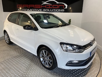 Used Volkswagen Polo 2015 for sale - 78703442: Photo
