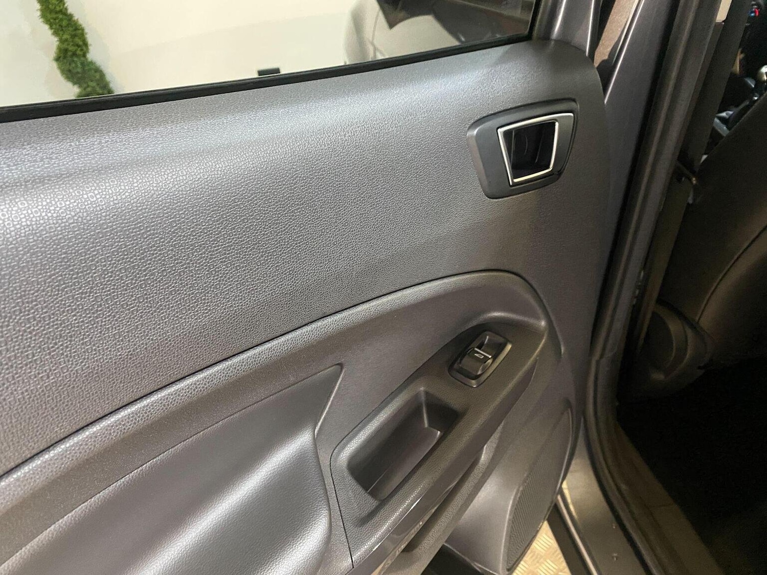 Used Ford Ecosport 2017 for sale - 76164470: Photo 50