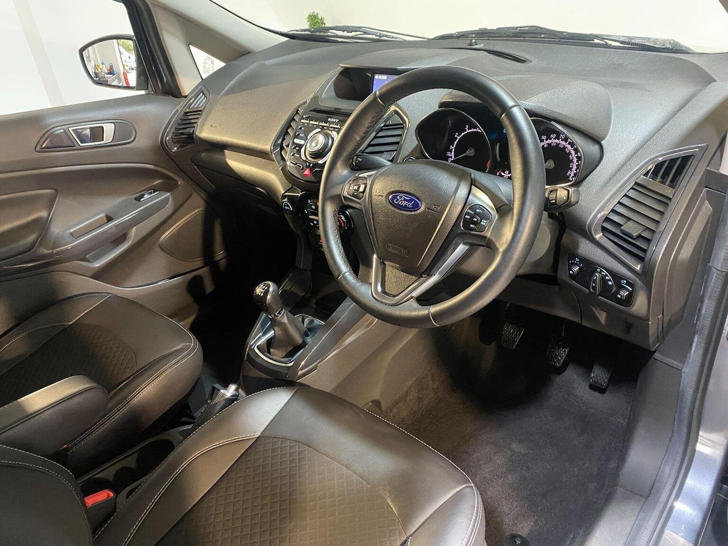 Used Ford Ecosport 2017 for sale - 76164470: Photo 9