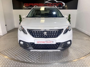 Used Peugeot 2008 2016 for sale - 75999899: Photo