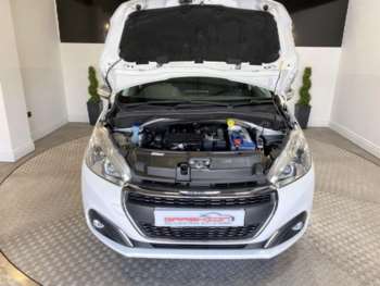Used Peugeot 208 2016 for sale - 74980995: Photo