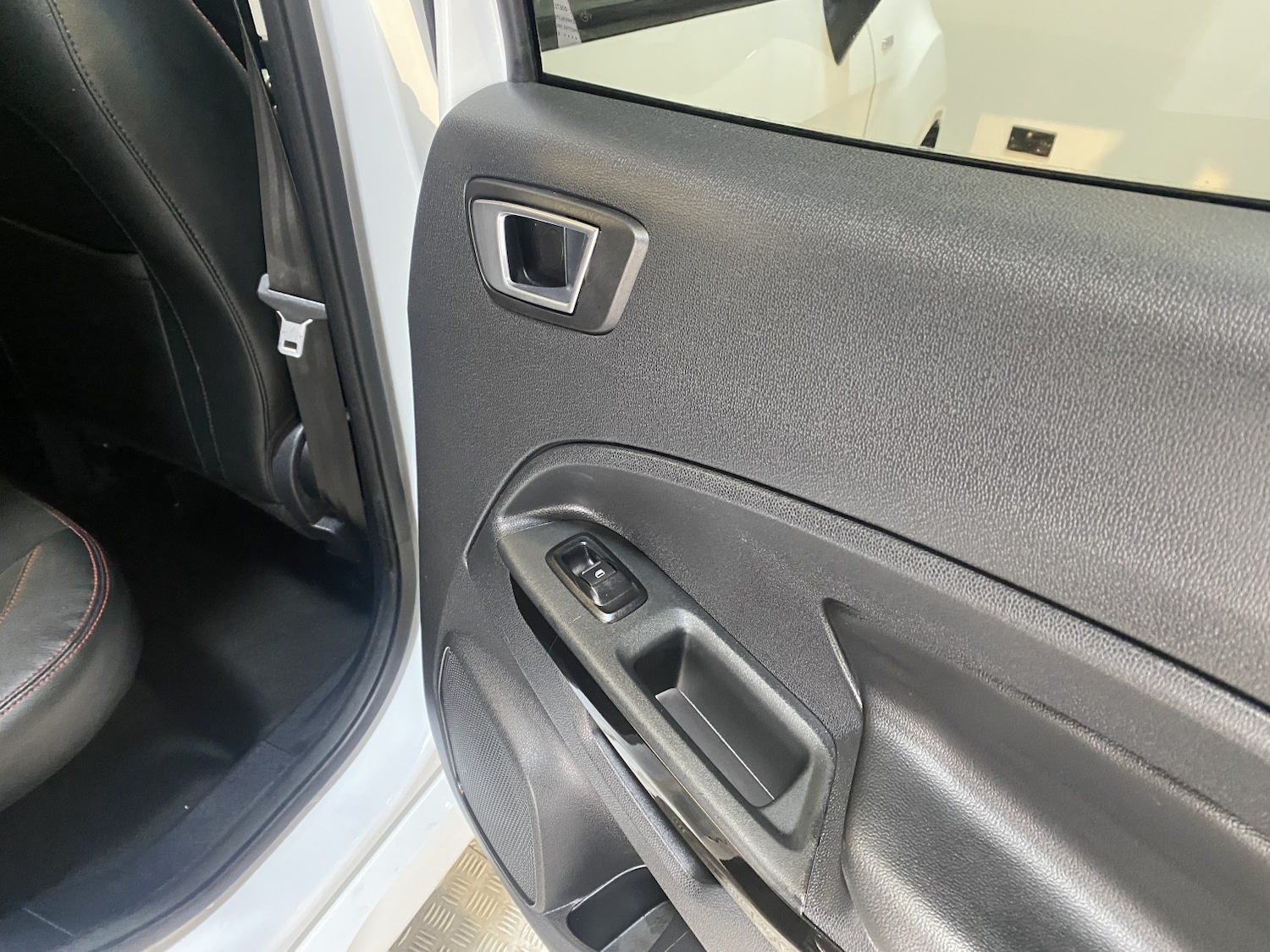 Used Ford Ecosport 2018 for sale - 77643653: Photo 49