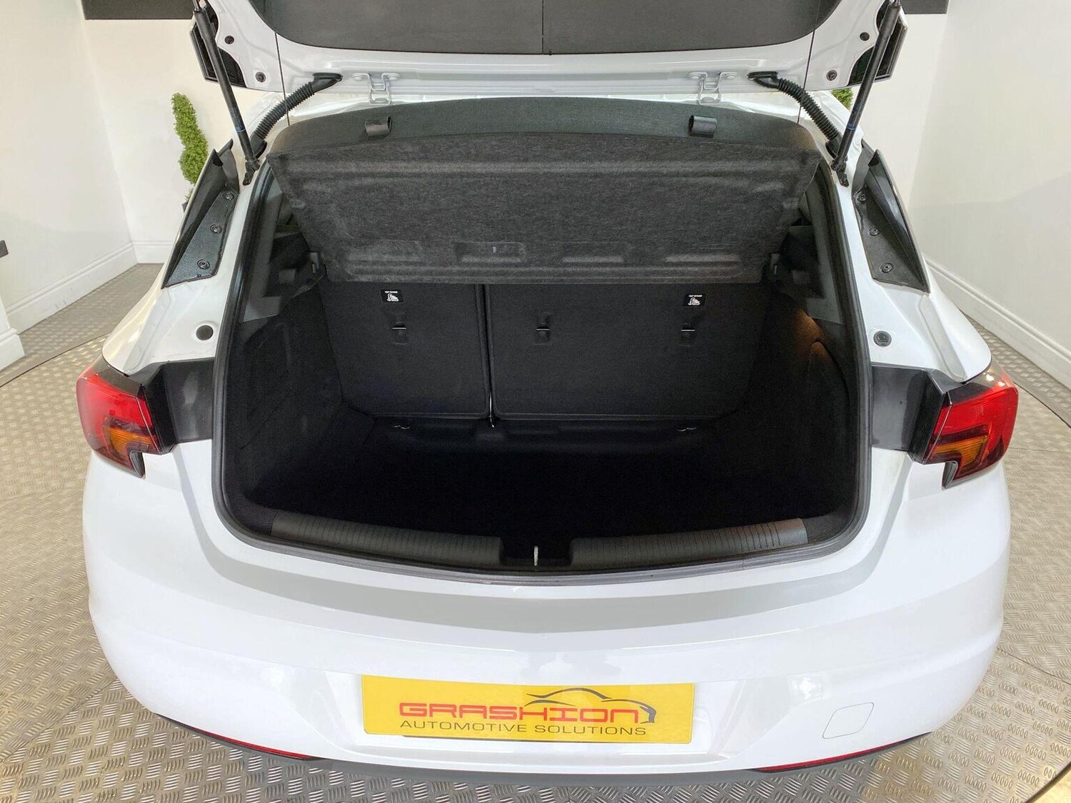 Used Vauxhall Astra 2020 for sale - 77445547: Photo 18