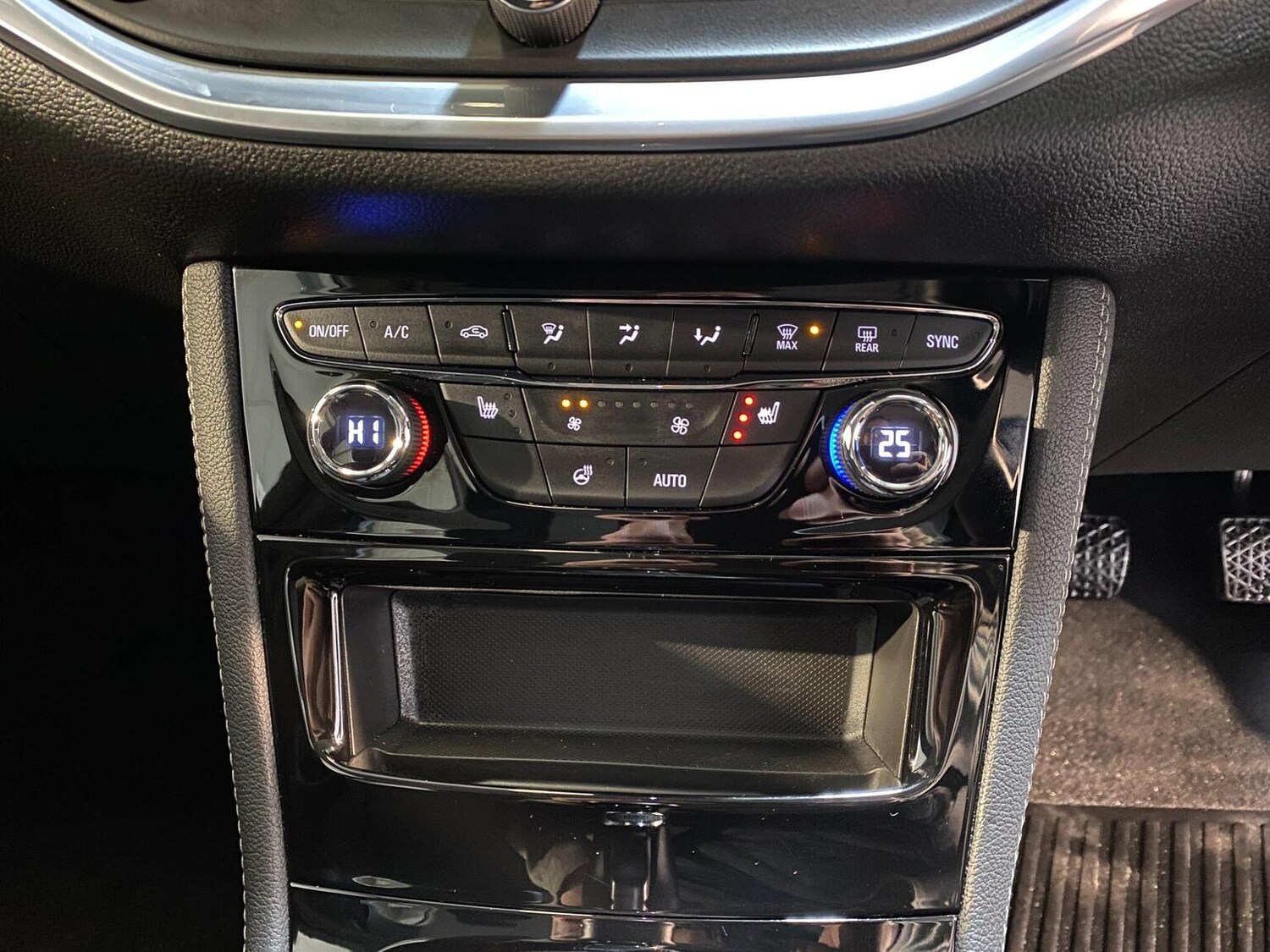 Used Vauxhall Astra 2020 for sale - 77445547: Photo 43