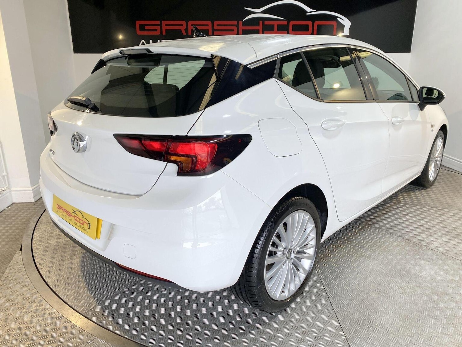 Used Vauxhall Astra 2020 for sale - 77445547: Photo 5