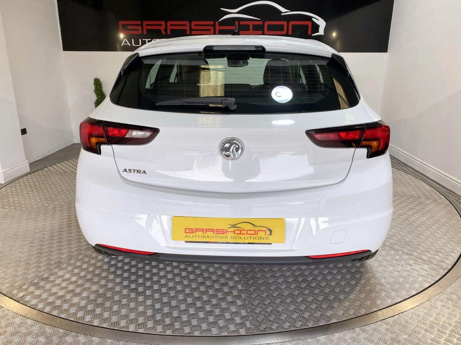 Used Vauxhall Astra 2020 for sale - 77445547: Photo 6