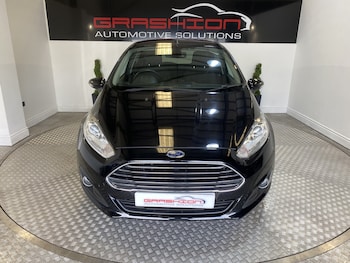 Used Ford Fiesta 2016 for sale - 78300370: Photo