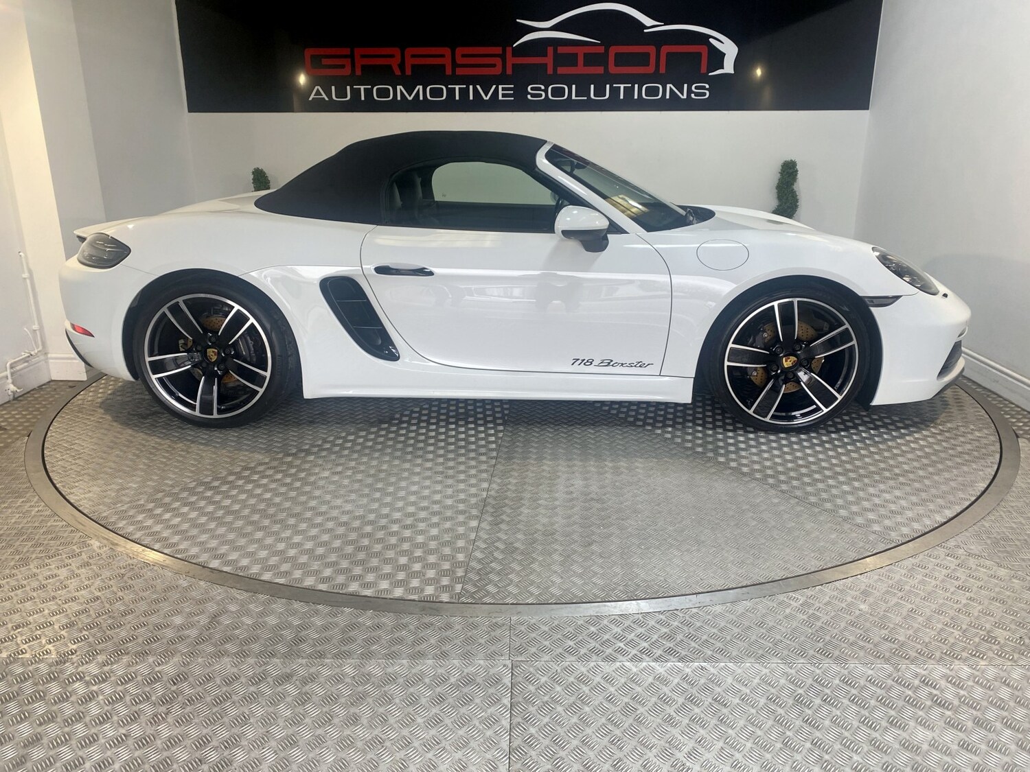Used Porsche 718 Boxster 2017 for sale - 77798615: Photo 24