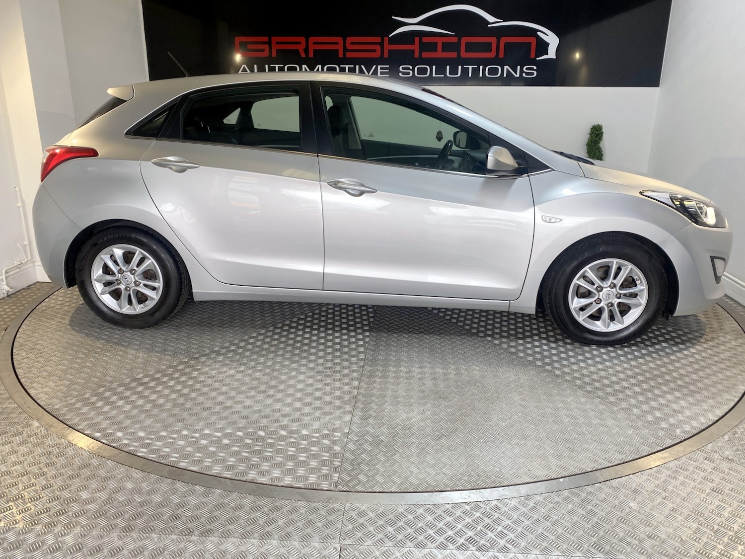 Used Hyundai i30 2015 for sale - 77906449: Photo 13