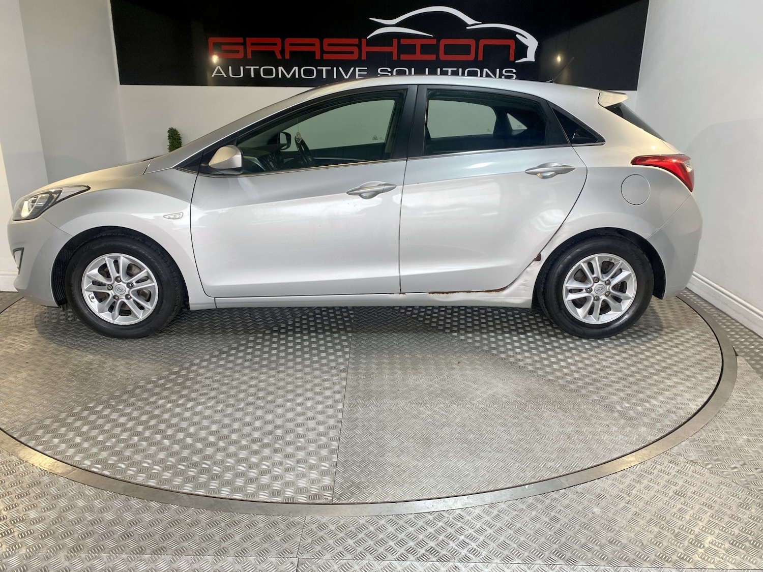 Used Hyundai i30 2015 for sale - 77906449: Photo 14