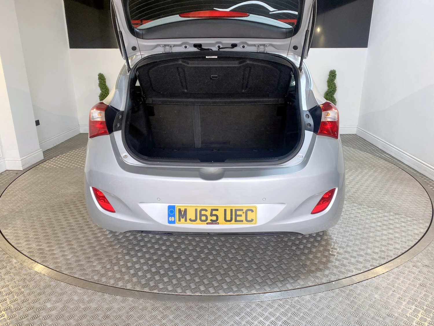 Used Hyundai i30 2015 for sale - 77906449: Photo 15