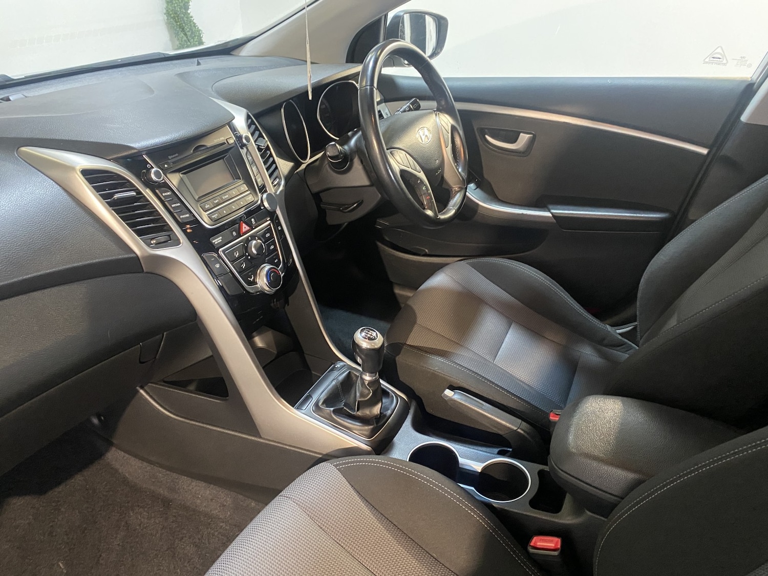 Used Hyundai i30 2015 for sale - 77906449: Photo 9