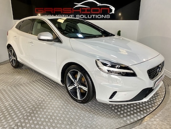 Used Volvo V40 2016 for sale - 78794679: Photo