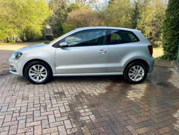 Used Volkswagen Polo 2015 for sale - 74645186: Photo