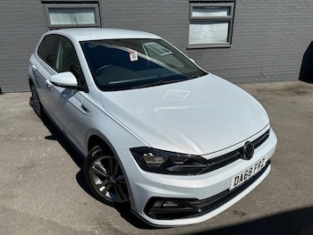 Used Volkswagen Polo 2018 for sale - 78330110: Photo