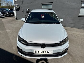 Used Volkswagen Polo 2018 for sale - 78330110: Photo