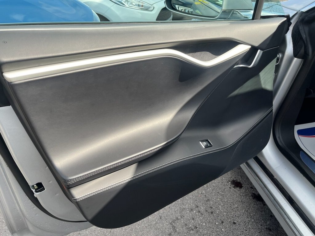 Used Tesla Model S 2018 for sale - 77275892: Photo 26