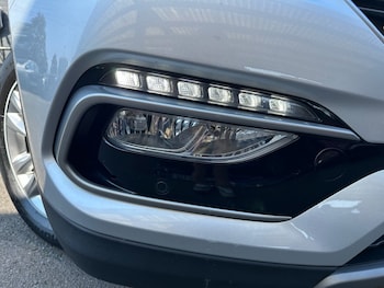 Used Hyundai Santa Fe 2017 for sale - 79154915: Photo