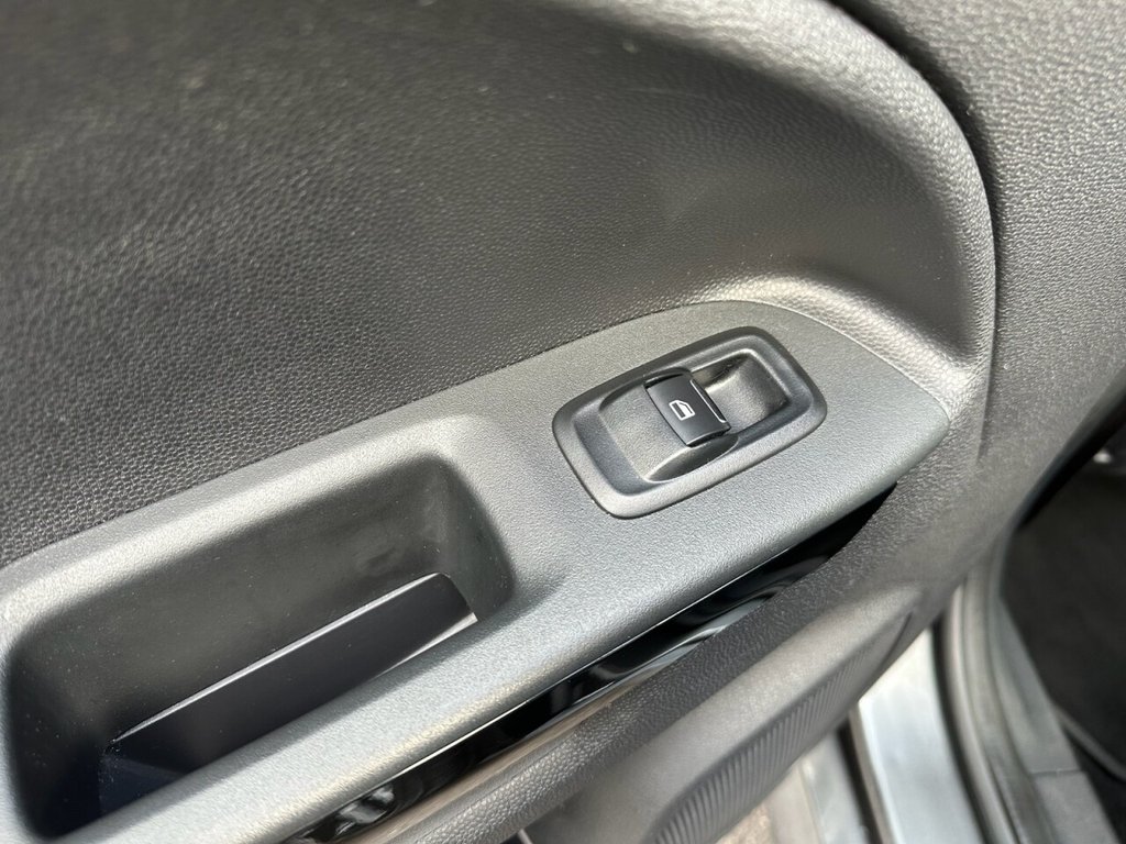 Used Ford Ecosport 2018 for sale - 76962058: Photo 36