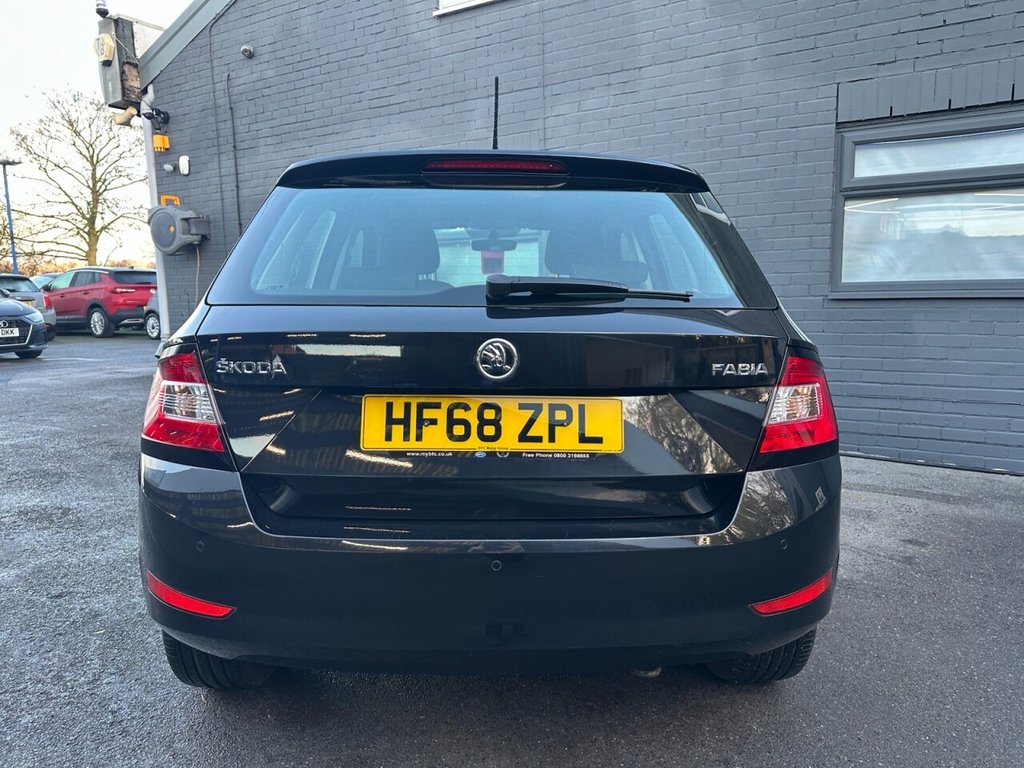 Used Skoda Fabia 2018 for sale - 77188125: Photo 18