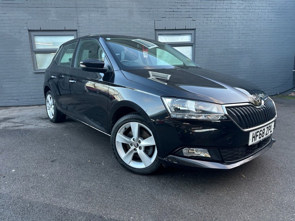 Used Skoda Fabia 2018 for sale - 77188125: Photo 2