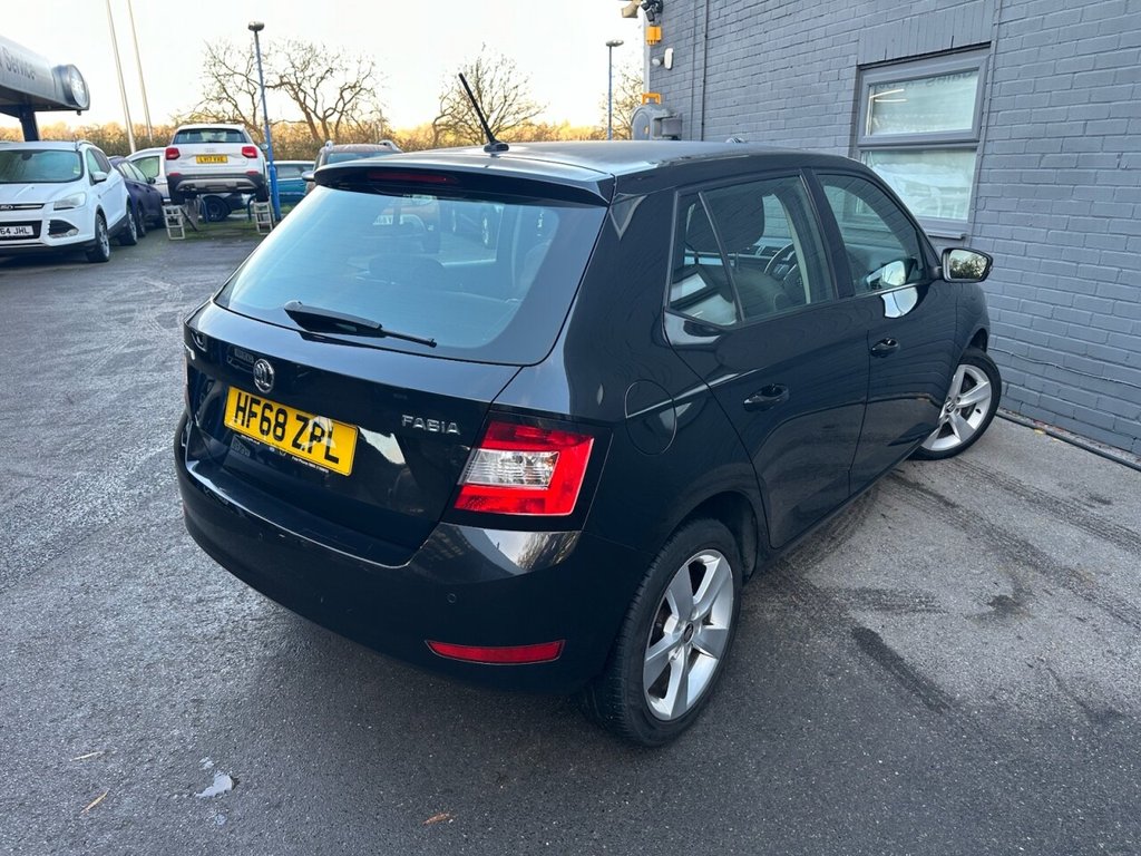 Used Skoda Fabia 2018 for sale - 77188125: Photo 22