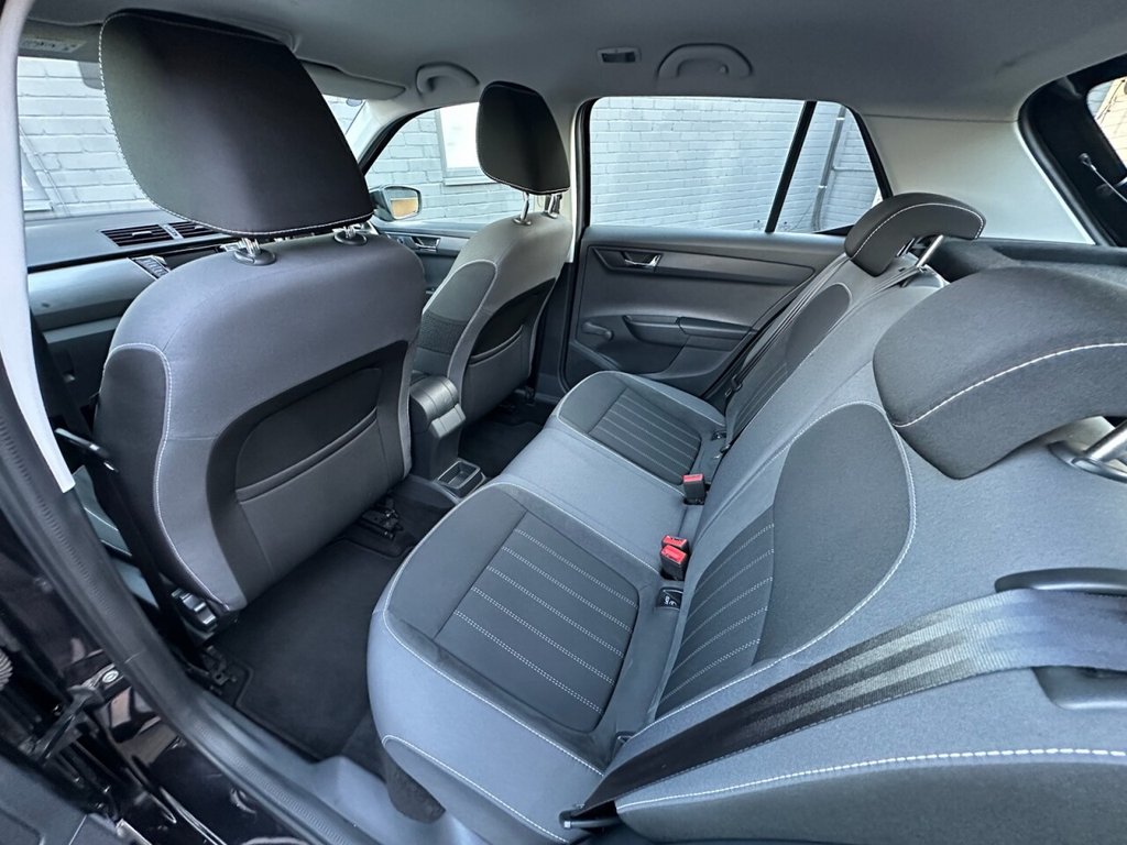 Used Skoda Fabia 2018 for sale - 77188125: Photo 37